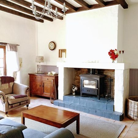 Traditional Longere Farmhouse At La Fortinerie Mouliherne Dış mekan fotoğraf